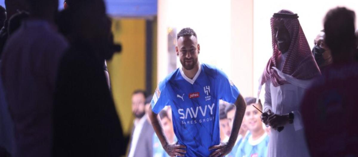 Romano: Neymar is close to returning to Santos and the transfer is expected to be completed on loan