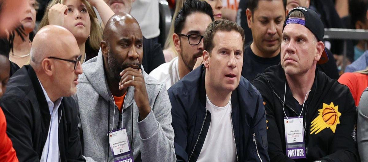 The Suns and the Jazz reached a 1-for-3 first-round pick deal to accumulate chips for the pursuit of Butler