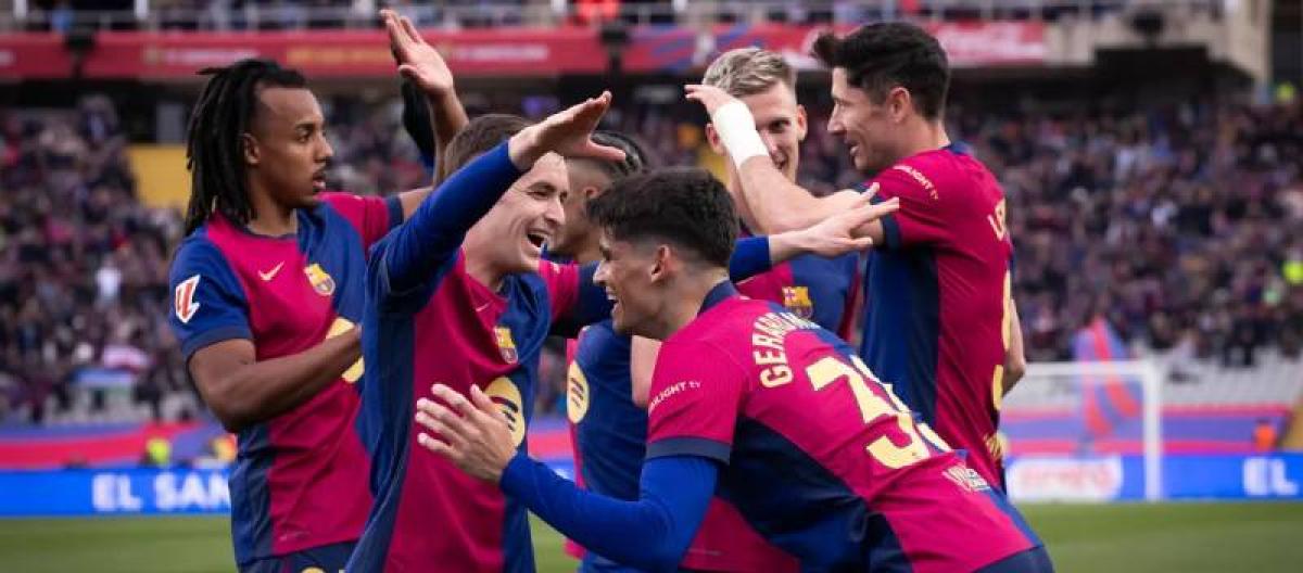 Barcelona wins and returns to the top of the table. Flick reminds the team not to take it lightly.
