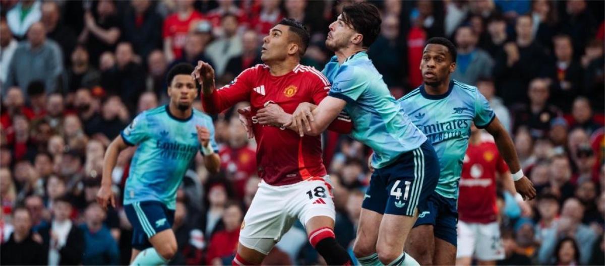 Premier League - Rice scores as Arsenal draw 1-1 with Manchester United