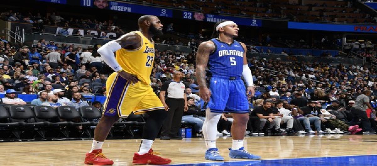 Lakers lost to Magic 106-118 and suffered three consecutive losses. Bankero scored 30 points and James scored 24 points
