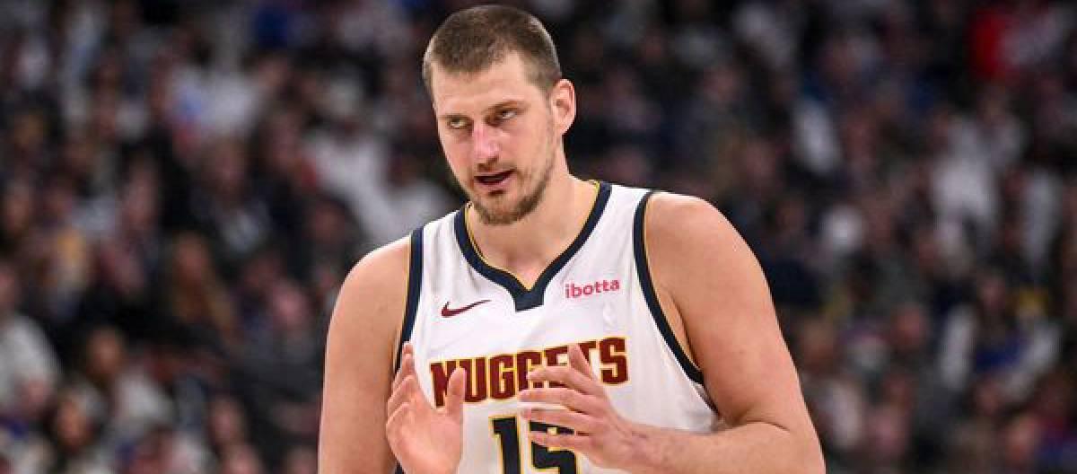 Nikola Jokic scores career-high 61 points in win