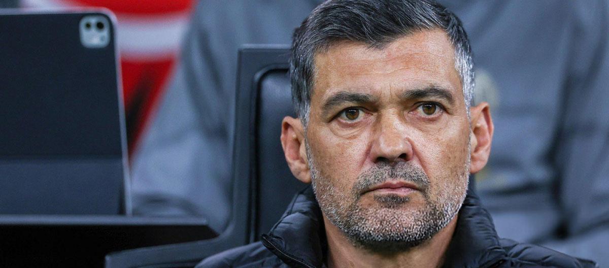 Gianluca Di Marzio revealed that AC Milan head coach Sérgio Conceição might be "sacked" without warning this summer due to a power dispute in the management..