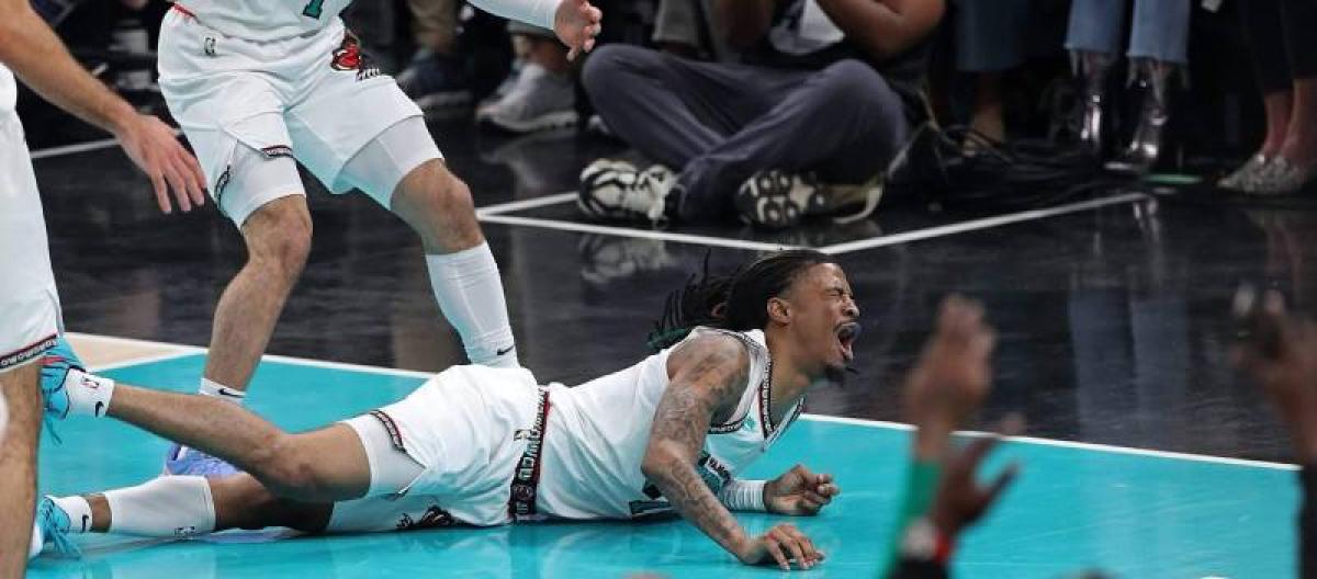 Memphis Grizzlies guard Ja Morant exits game with serious fall