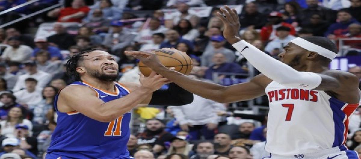 Brunson scored 40 points to beat the Pistons and Knicks to advance to the Eastern Conference semifinals