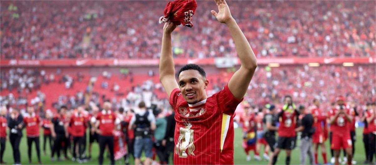 Arnold will leave Liverpool at the end of the season - Carragher: Fans will inevitably be disappointed