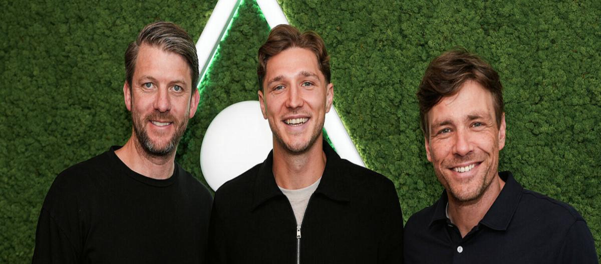 Official: Bremen has completed the contract extension with 30-year-old central defender Niklas Stark Official: Bremen has completed the contract extension with 30-year-old central defender Niklas Stark