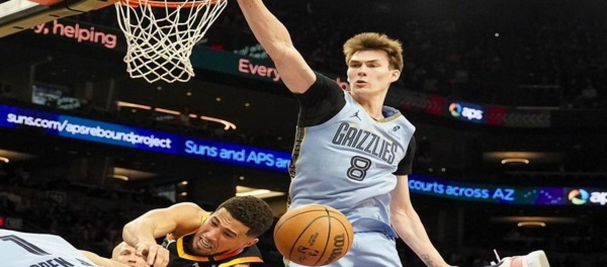Raptors waive Colin Castleton's second-year center's future