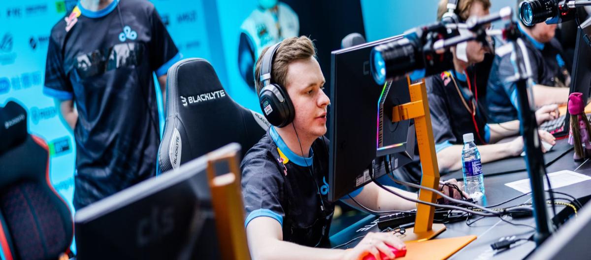Former Cloud9 rifler interz officially joined 1win after being unemployed for about 8 months.