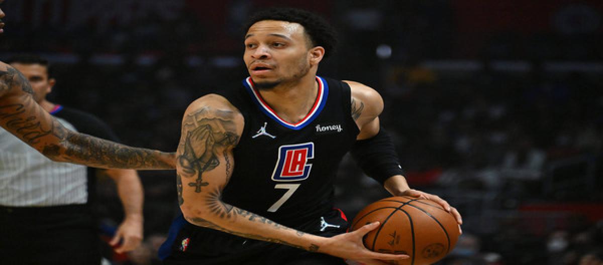Six-year Clippers veteran Amir Coffey joins the Bucks to support Giannis Antetokounmpo