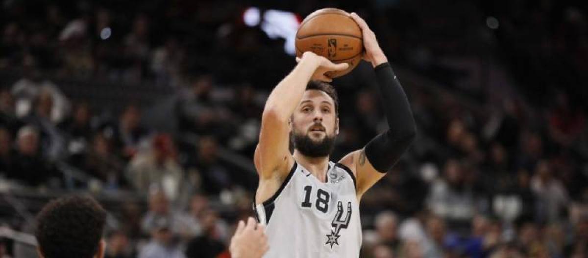 Italian football legend Marco Belinelli officially retires at 39