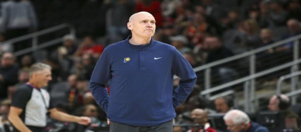 Pacers re-sign Carlisle with the goal of reaching the Finals again