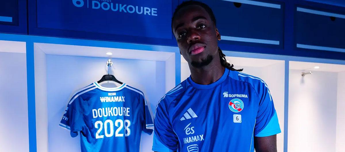 Strasbourg completes contract extension with defender Ismaël Doukouré..
