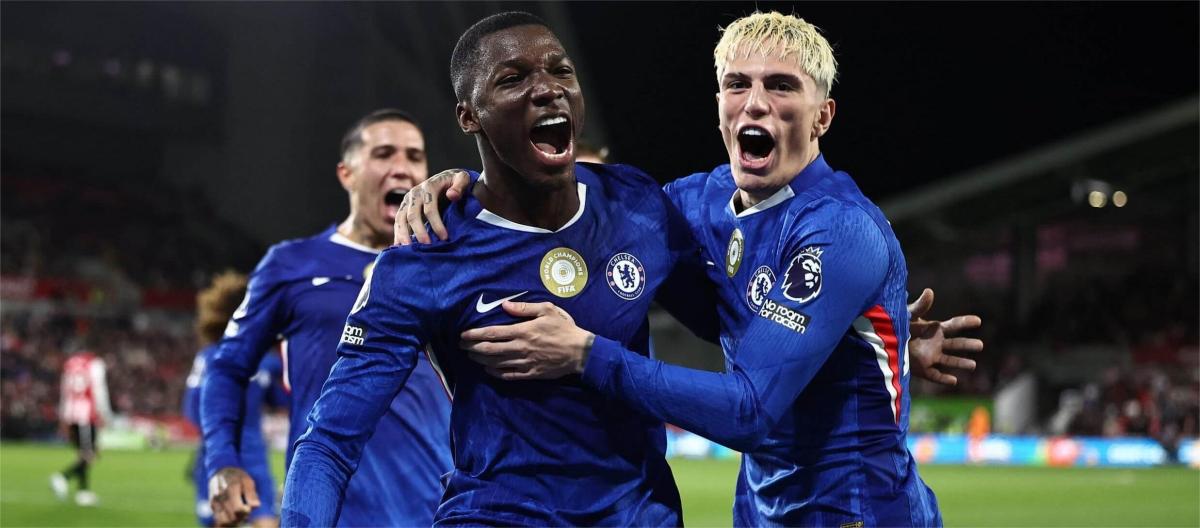 Premier League - Palmer scores as Chelsea draws 2-2 with Brentford