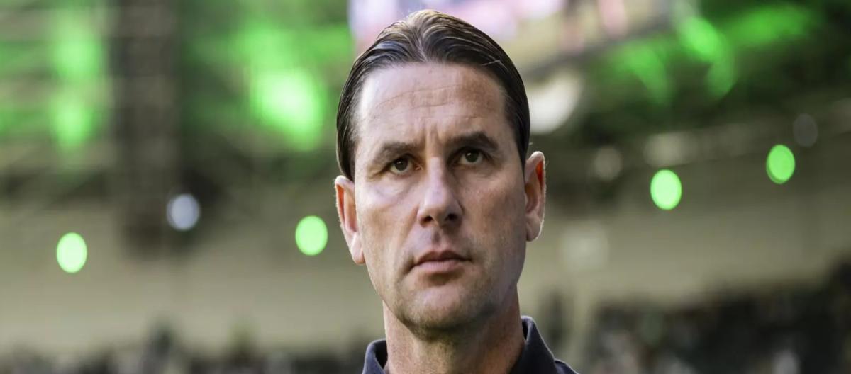 Borussia Mönchengladbach's Bundesliga season ended with 10 winless games, and coach Gerardo Sevane was officially sacked.
