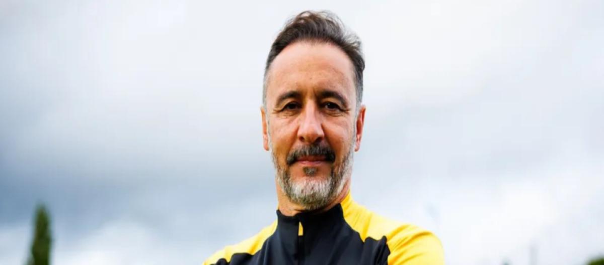Wolves boss Vitor Pereira extends contract until 2028