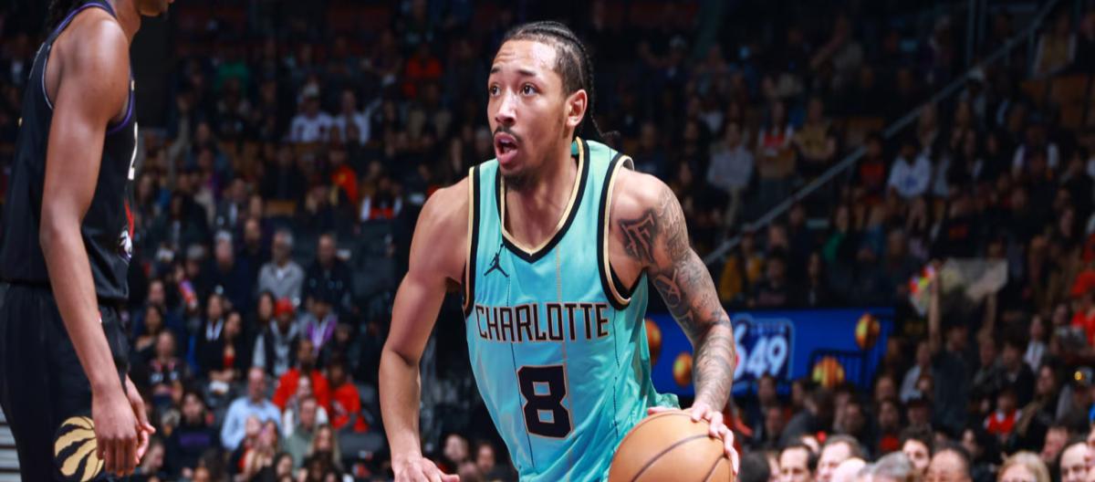 Official: Lakers sign former Hornets guard Nick Smith Jr. to two-way contract