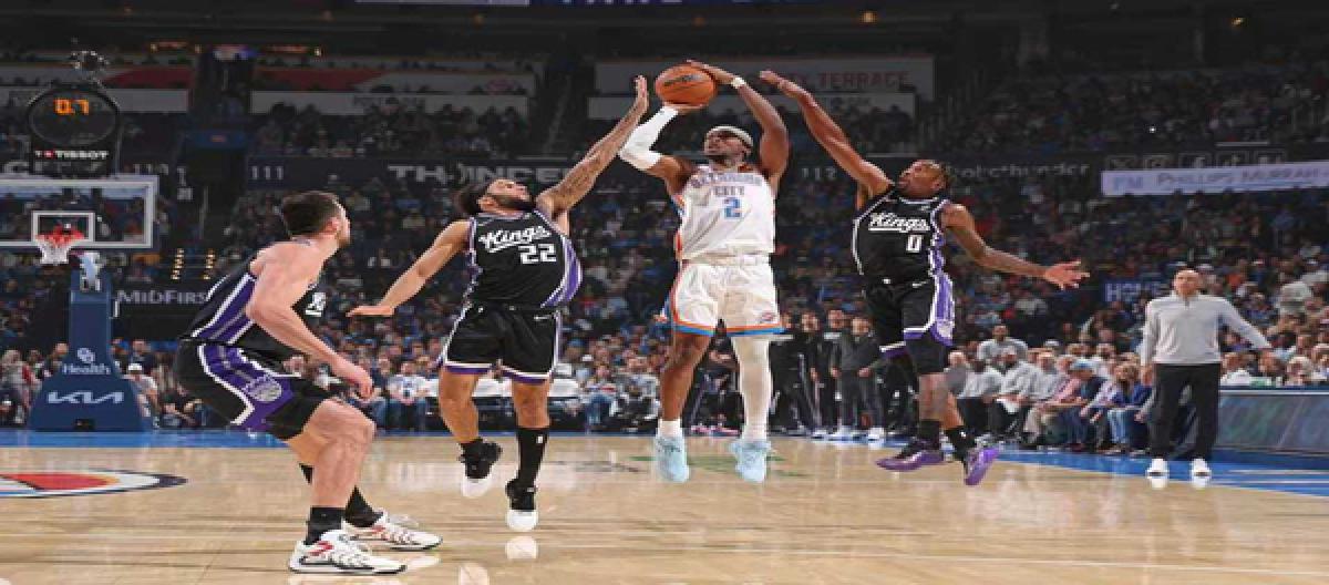 Alexander explodes for 31 points as Thunder come back from behind to defeat Kings 107-101 and extend their winning streak to five games. Alexander explodes for 31 points as Thunder come back from behind to defeat Kings 107-101 and extend their winning streak to five games.
