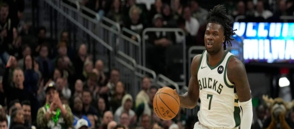Shams: Cavaliers sign former Bucks forward Chris Livingston to a two-way contract