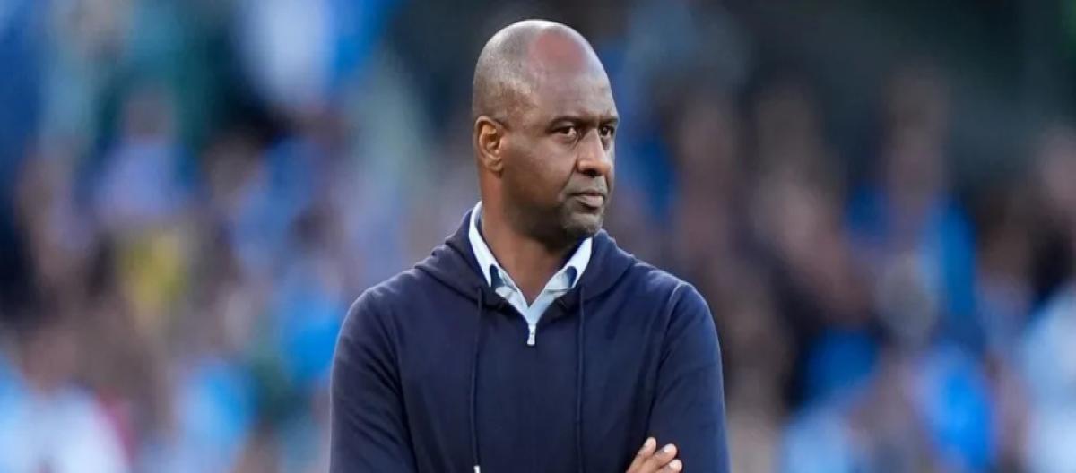 Genoa went winless in their first nine games and finished bottom of the table, leading to the official dismissal of manager Vieira.