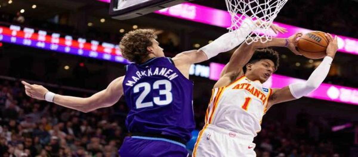 Markkanen's 40 points were ineffective as the Hawks defeated the Jazz 132-122.