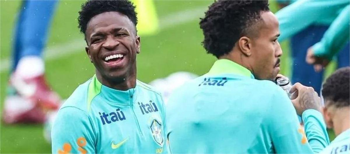 Ancelotti believes Vinicius would be more efficient playing as a center forward.