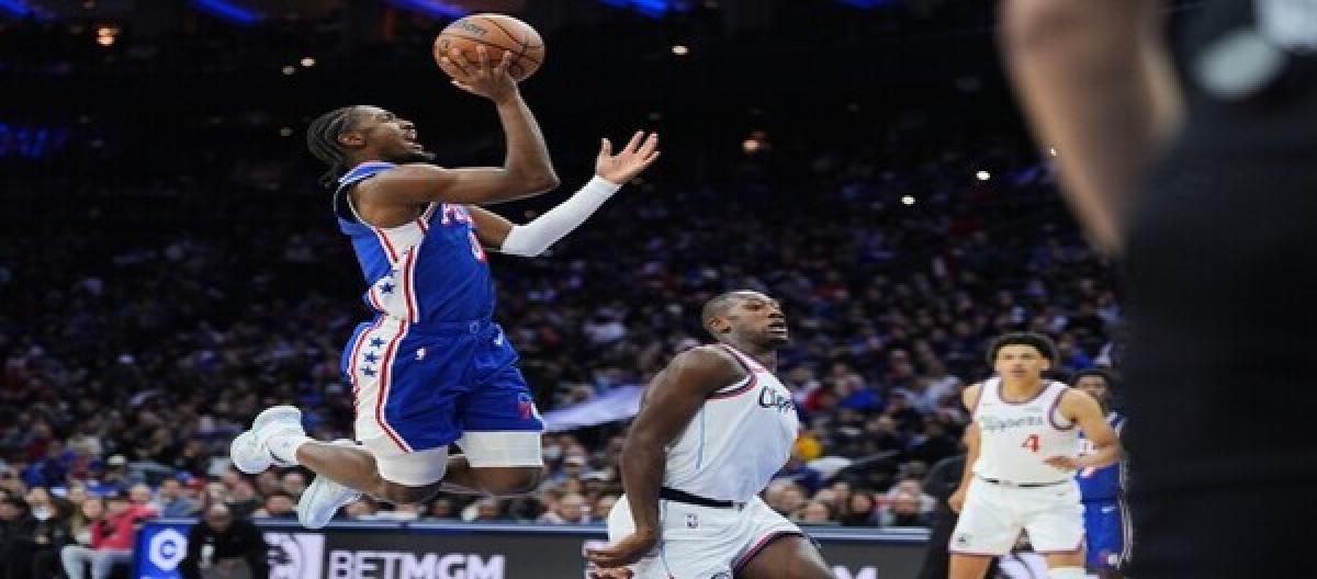 Maxi exploded for 39 points as the 76ers staged a 110-108 comeback to narrowly defeat the Clippers.