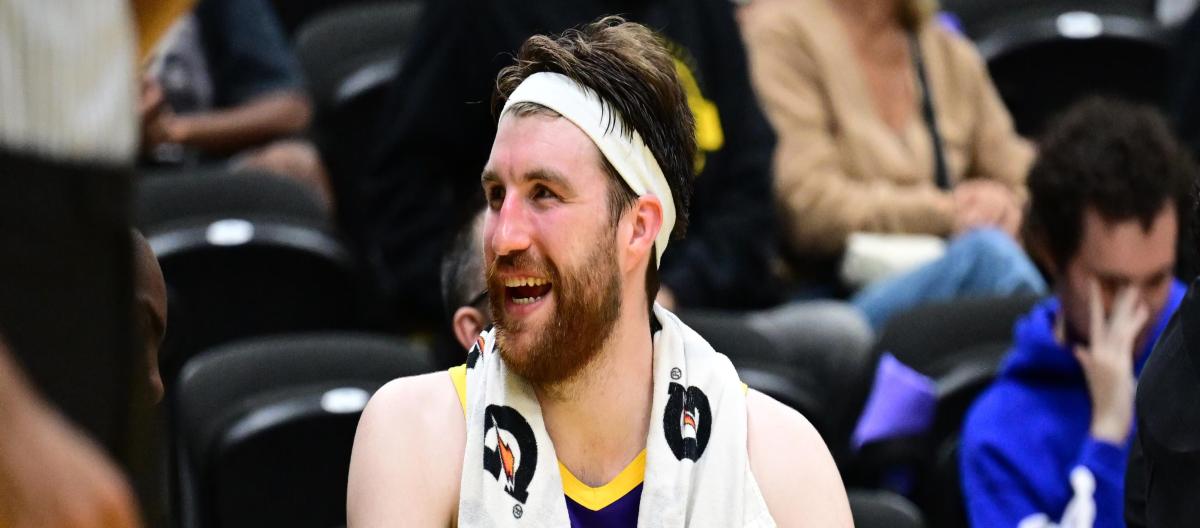 Shams: The Lakers have signed G League center Drew Timmy to a two-way contract.