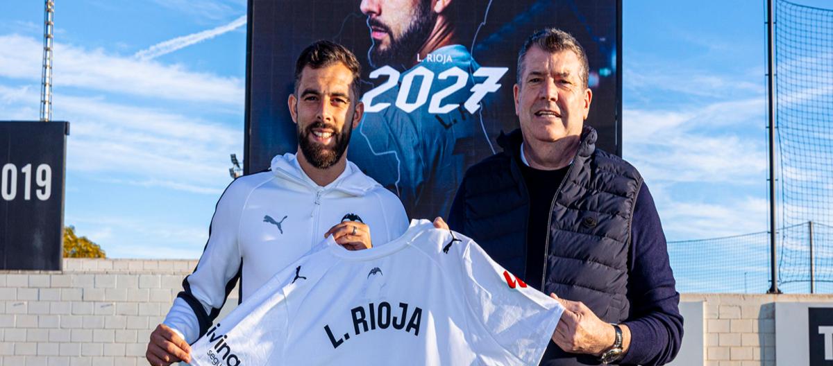 Valencia winger Rioja has confirmed he will stay with the club, with his contract extended until 2027.