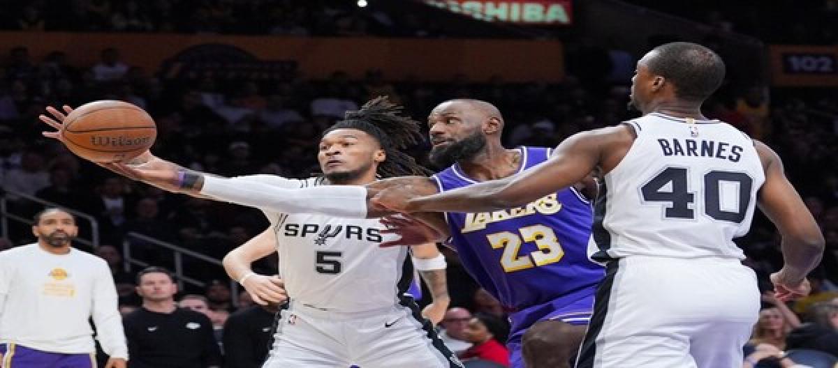 东契奇空砍35分仍难救主 马刺以132-119战胜湖人
