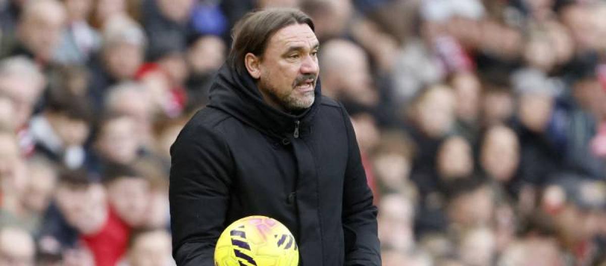 Leeds United secured a draw against Sunderland away from home, and Falk praised the team's mentality and ability to control the game. Leeds United secured a draw against Sunderland away from home, and Falk praised the team's mentality and ability to control the game.