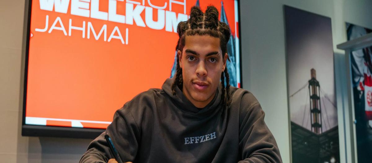 Manchester City centre-back Simpson Pusey has joined FC Köln on loan and will wear the number 22 jersey.