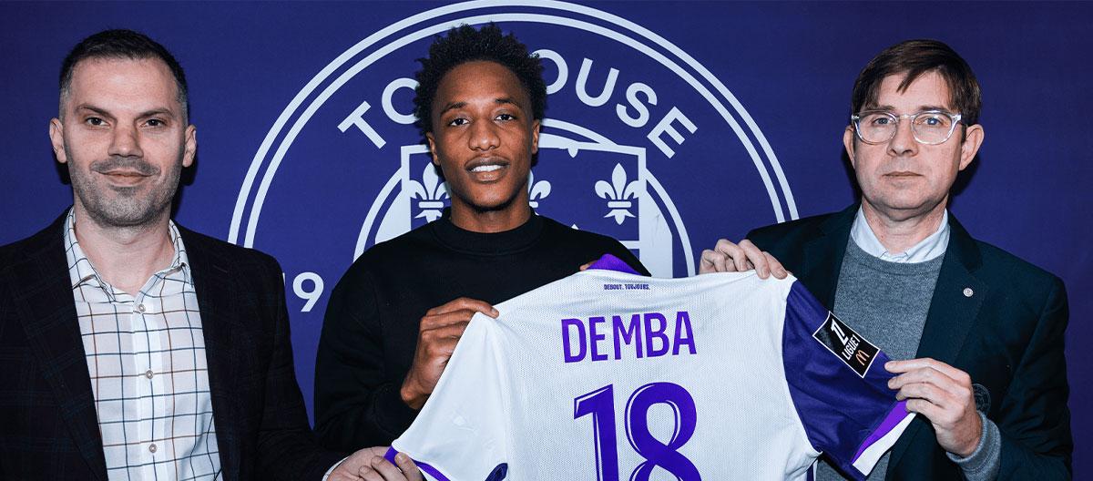 Strasbourg's Senegal international defensive midfielder Pape Demba Diop joins Toulouse on-loan..