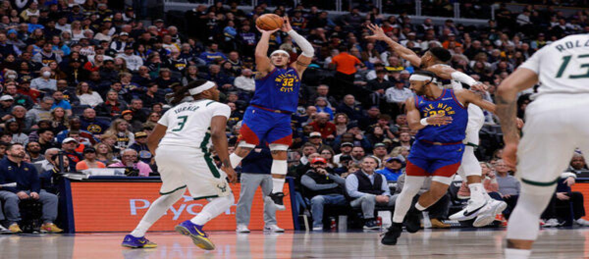 Giannis Antetokounmpo's 31 points weren't enough to save the Nuggets from a narrow 108-104 victory over the Bucks.
