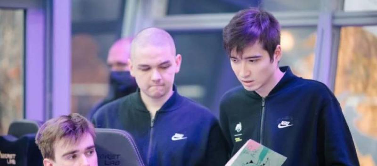 Silent, the coach of Team Spirit's two-time TI champions, has announced his resignation and leave of absence.