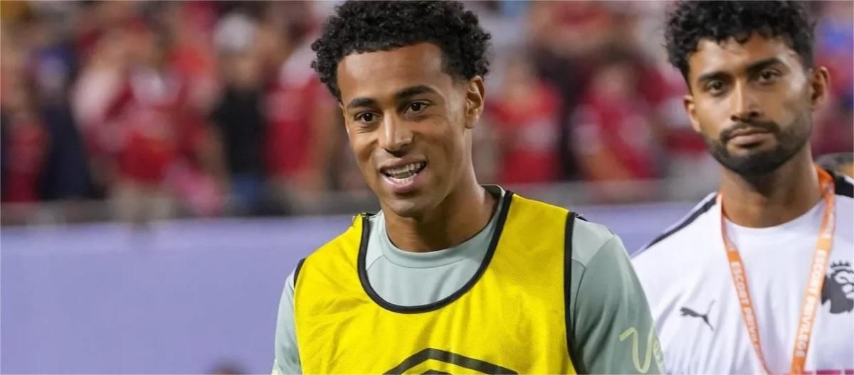 Iraola says Tyler Adams is close to returning to the court.