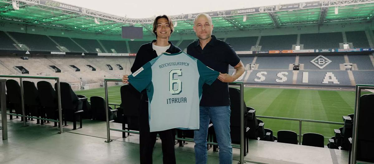 Japanese center-back Ko Itakura has confirmed his return to Borussia Mönchengladbach, signing a contract until June 2030.
