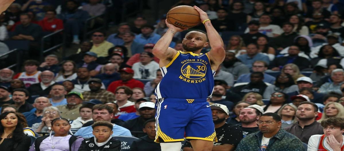 The Warriors' all-time top five assist leaders: Curry leads with 6,743 assists, followed closely by Green.