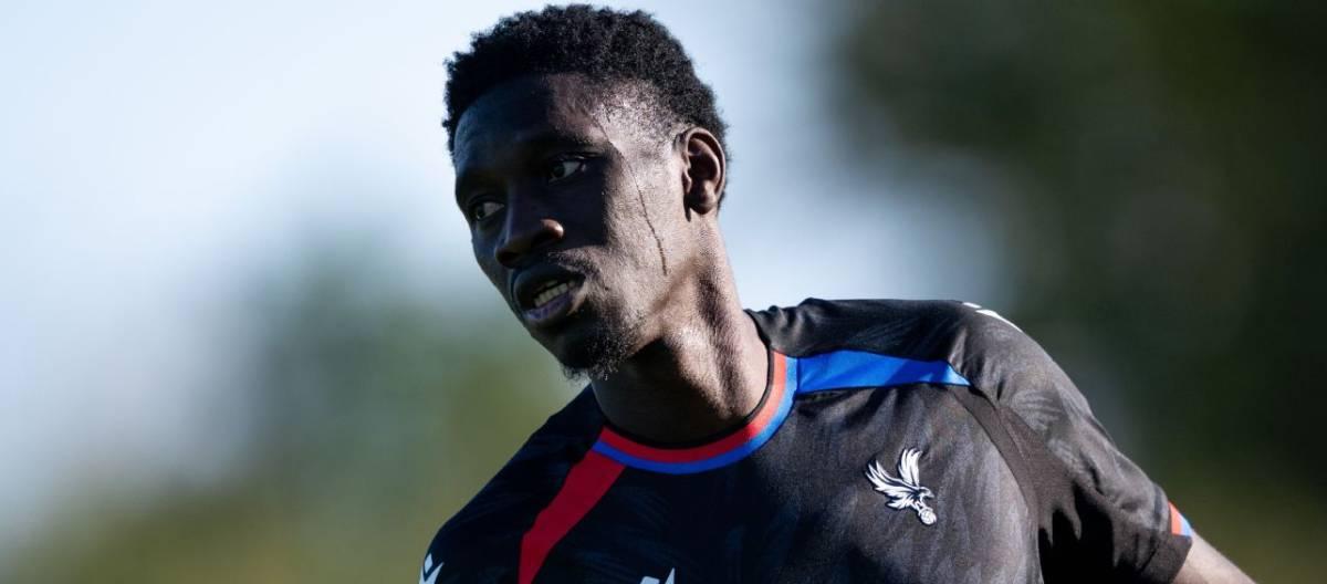 The transfer to Liverpool has fallen through, and manager Sarr says he needs time to calm down.