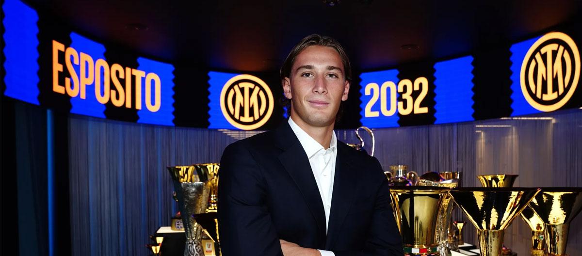Inter Milan completes contract extension with Italy international forward wonderkid Francesco Pio Esposito..