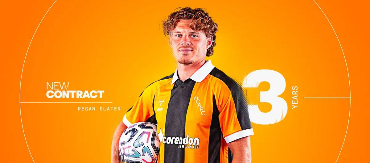 Hull City completes contract extension with English defensive midfielder Regan Slater..