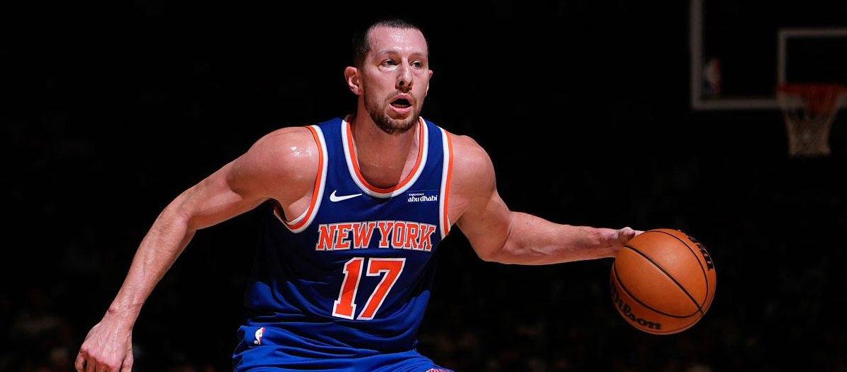 New York Knicks center Drew Eubanks suffers torn pectoral muscle, will be waived by the team..