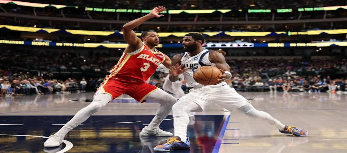 Walker scored 25 points and Johnson added 20, as the Hawks defeated the Mavericks 135-111.