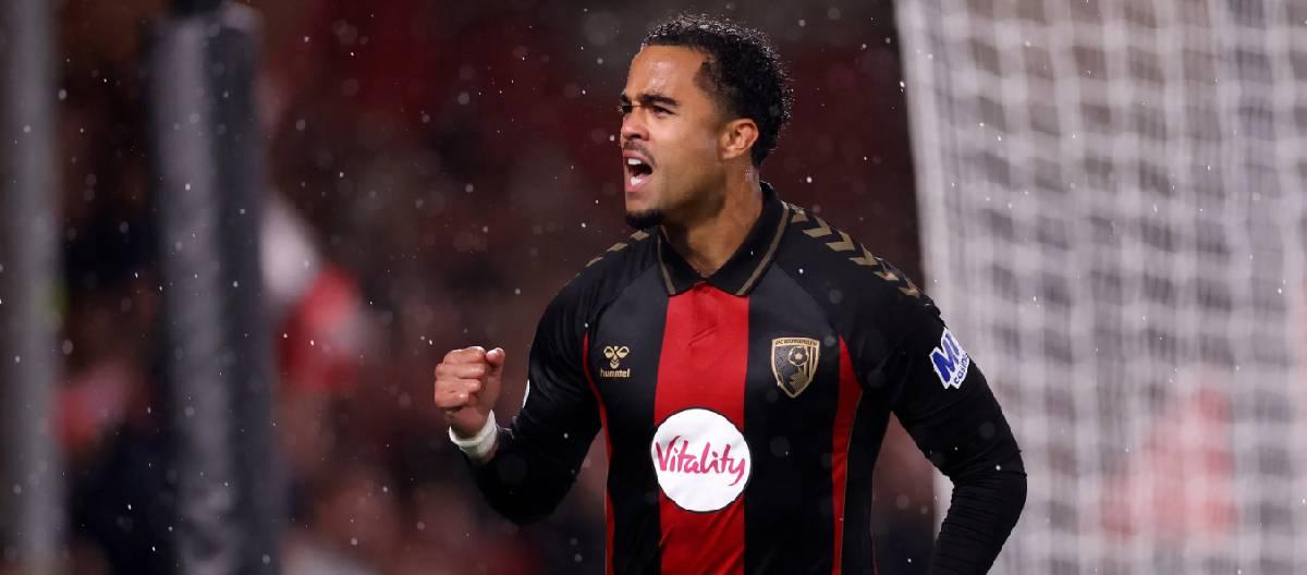 Justin Kluivert was very proud of the team's defensive performance.