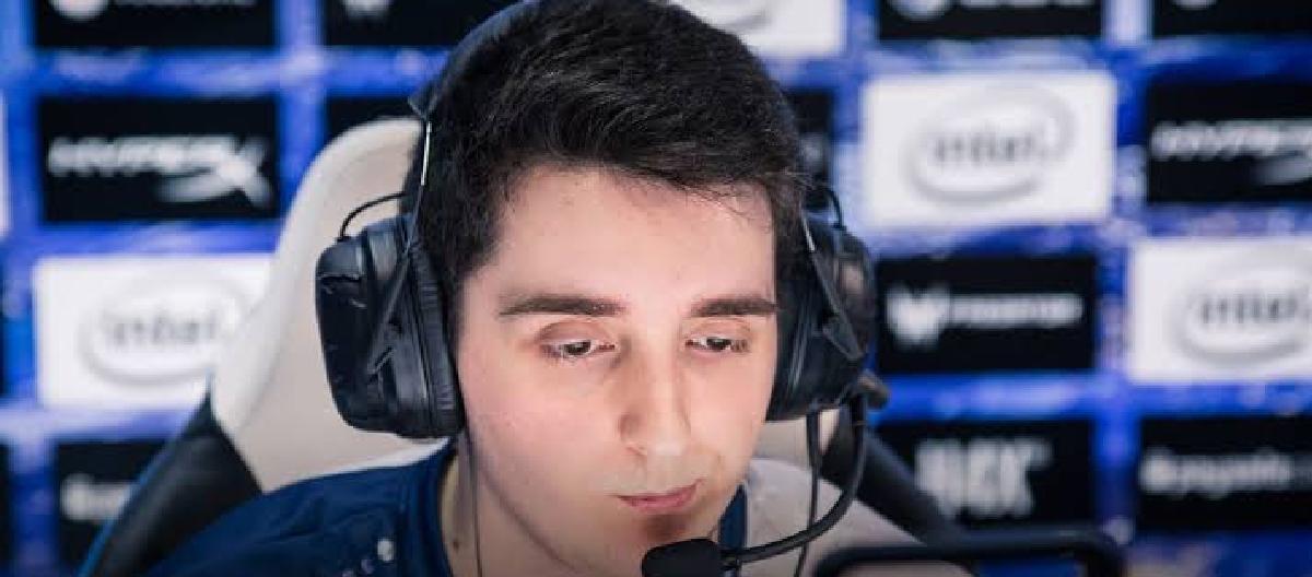 CS2: Teams often hire snipers as commanders; Liquid player NAF admits that siuhy's tactical calls are confusing.