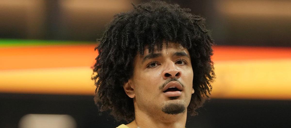 The Oklahoma City Thunder have has signed Micah Peavy to a two-way contract..