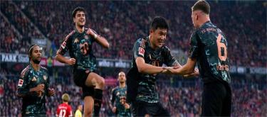 Bundesliga: Kane scores as Bayern Munich beat Freiburg 2-1