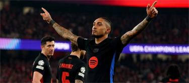 Champions League - Pau Kuwarsi sent off as Barcelona beat Benfica 1-0