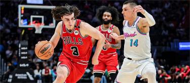 Chicago Bulls defeated Miami Heat 114-109 to win 2 games in a row
