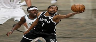 Durant believes he will join the Spurs in a trade that could include Vassell and a first-round pick
